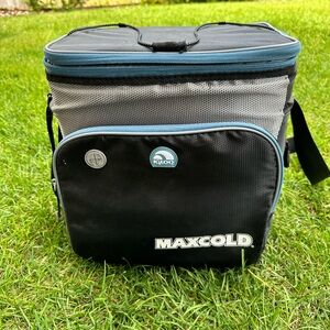 Igloo maxcold‎ lunch box